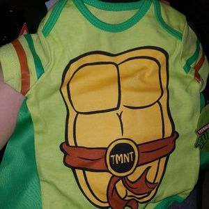 TMNT Onesie with cape 6-9 months